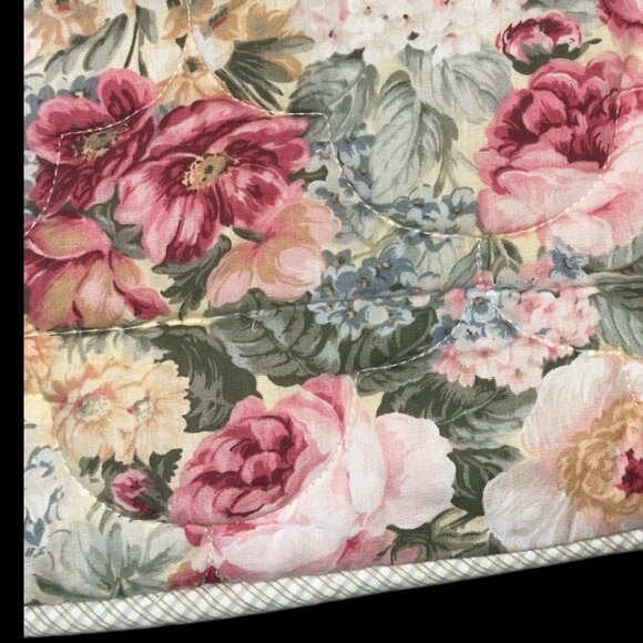 PAIR Std Quilted Floral Pillow Shams by Croscil - Pink Roses Violets Cottagecore - Picture 6 of 9